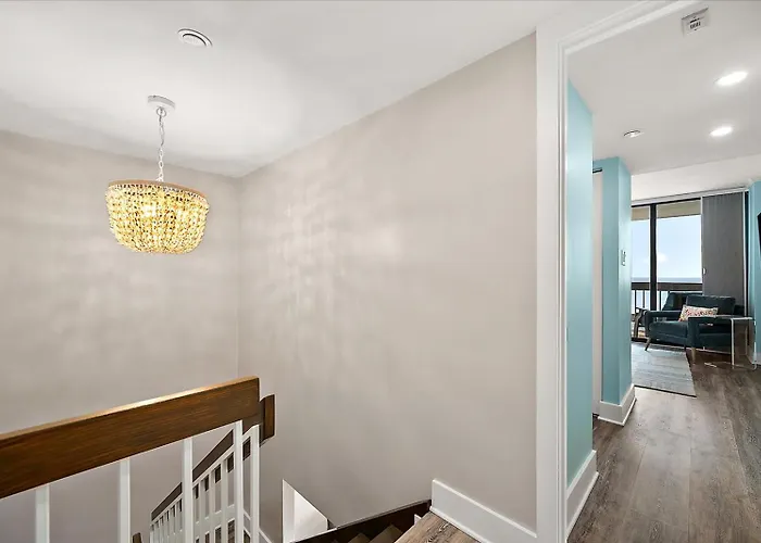 Holiday home 2 Bedroom At The Famous Century One Building! Ocean City