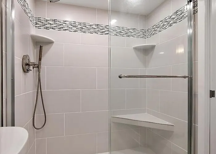 Holiday home 2 Bedroom At The Famous Century One Building!